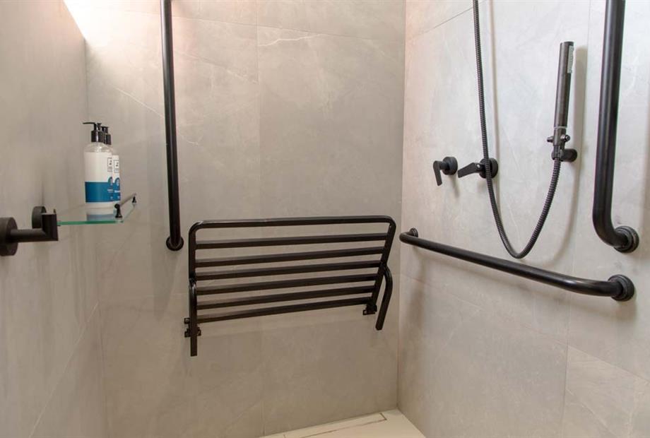 suct - luxo pcd - banheiro (4).jpg