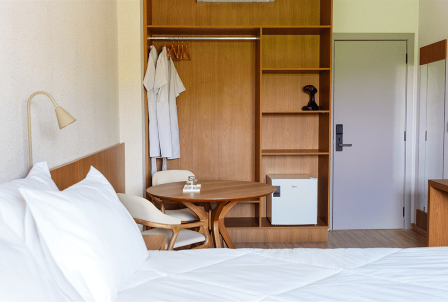 quarto executive motor 2.png