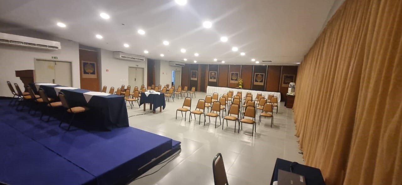 sala-de-reuniao-04-1.jpeg