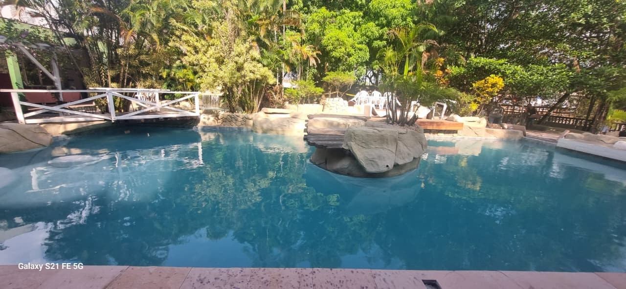 piscina7.jpeg
