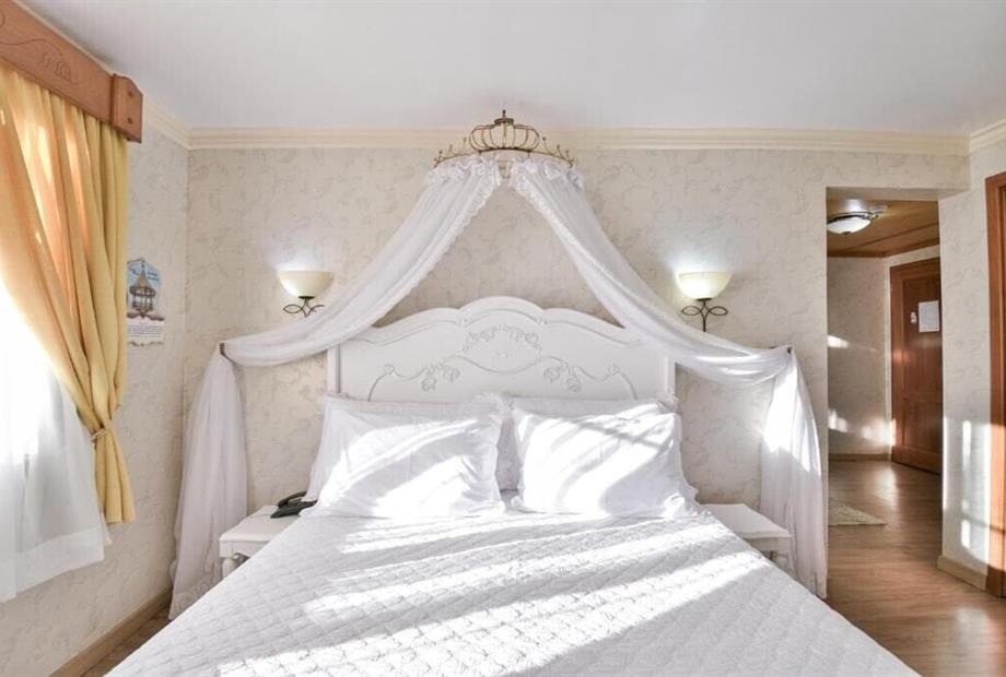 Suíte com Banheira de Hidromassagem-3.jpg