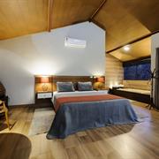 Chalé das Águas com Banheira Hidromassagem