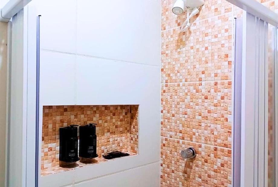 Quarto Individual com Banheiro Compartilhado-3.jpg