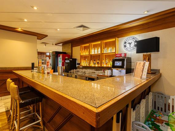 bar-03.jpg