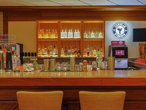 bar-01.jpg