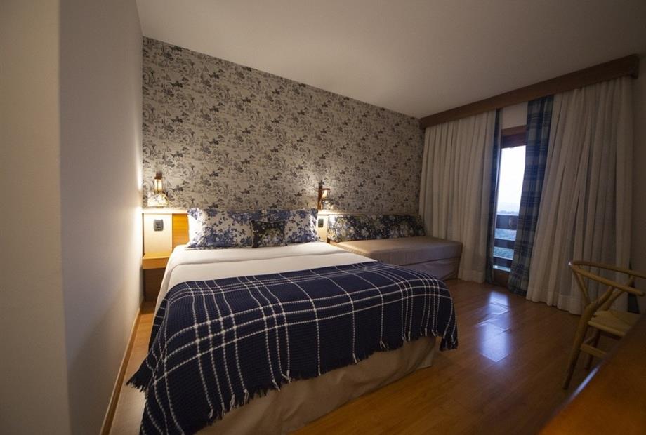 f4c69374ea0748c199fe855602a527ff (1).jpg