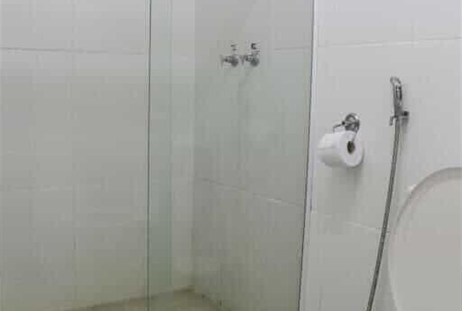 Suíte com Cama Queen e Vista da Piscina-5.jpg