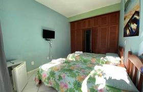 Quarto Deluxe com 2 Camas de Solteiro do Pousada Platôdasilhas