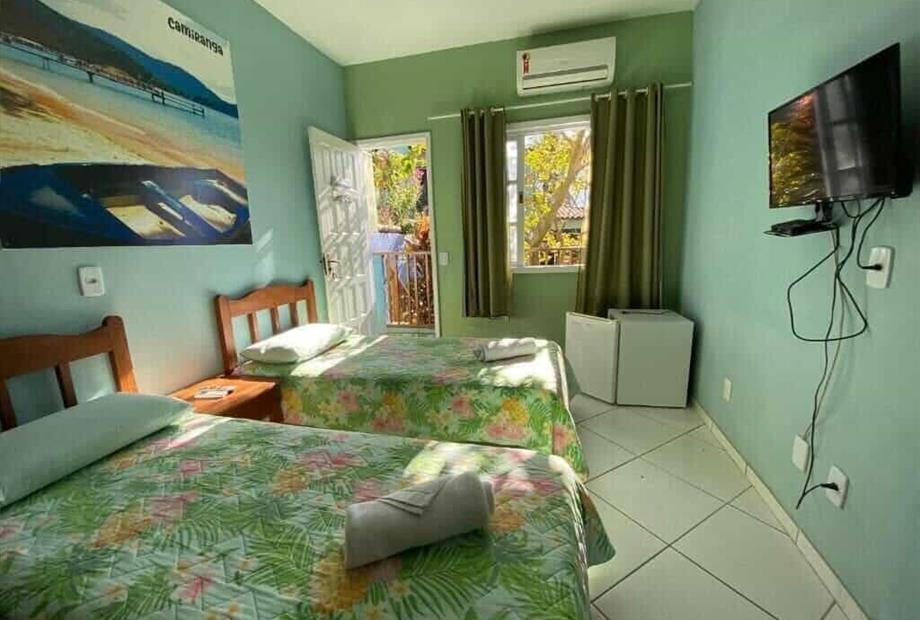 Quarto Deluxe com 2 Camas de Solteiro-2.jpg