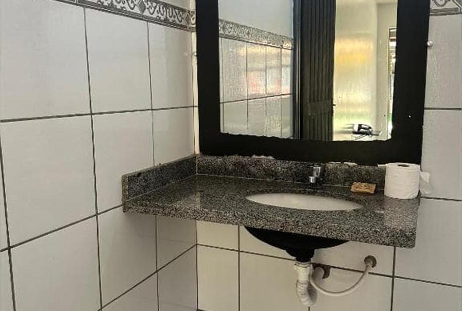 banheiro quadruplo.jpg