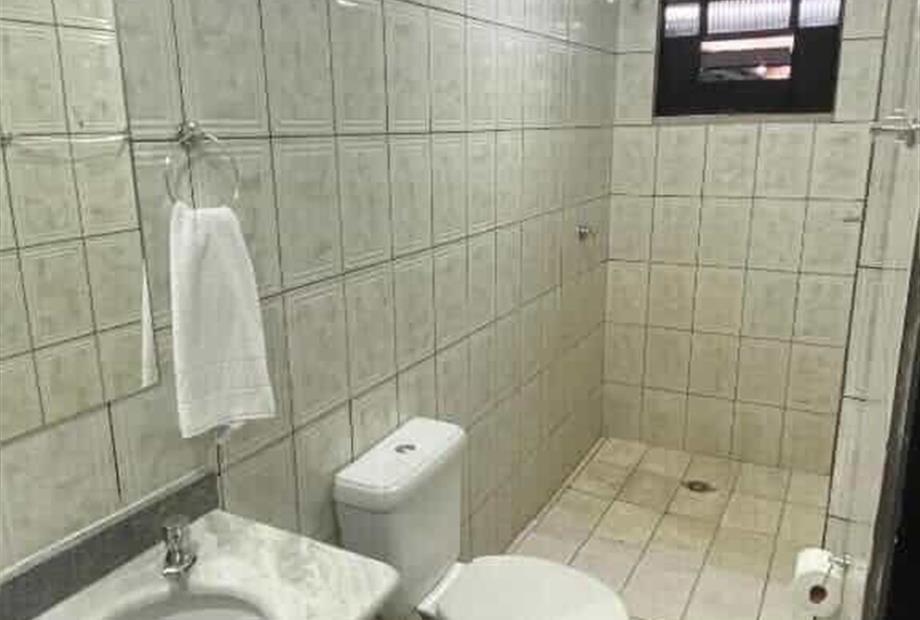 banheiro deluxe duplo 2.jpg