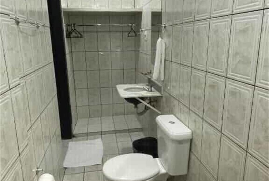 banheiro deluxe duplo.jpg