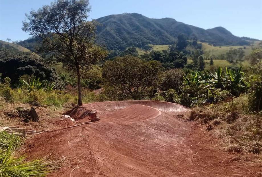 pista de bike 1 2 e 3 curva.jpg