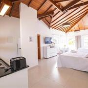 Apartamento Delluxe com Varanda e Vista a Lagoa