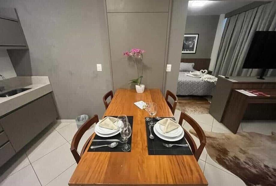 Suíte Júnior com Vista da Piscina-2.jpg