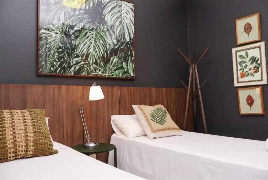 Suíte Deluxe com Cama Queen-size-7.jpg