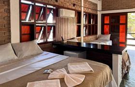 QUARTO QUÁDRUPLO CLÁSSICO do Hotel Pousada Arraial Candeia