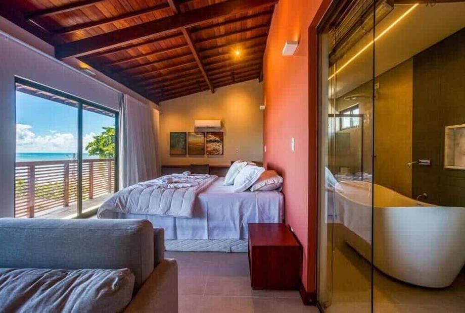 suíte com cama king-size e vista do mar-2.jpg