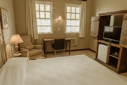 suíte especial 2 hotel vila real jaú.png