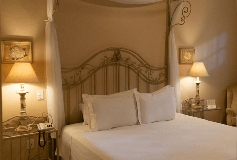 quarto luxo hotel vila real.png