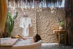 Suíte com Banheira de Hidromassagem