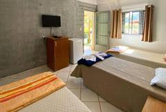 Quarto Triplo Econômico