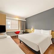 Standard Casal + Cama Solteiro