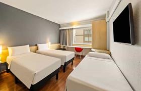 Standard Triplo Solteiro de Slim Hotel Campinas