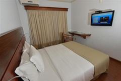 Quarto Duplo Luxo 1 cama de casal