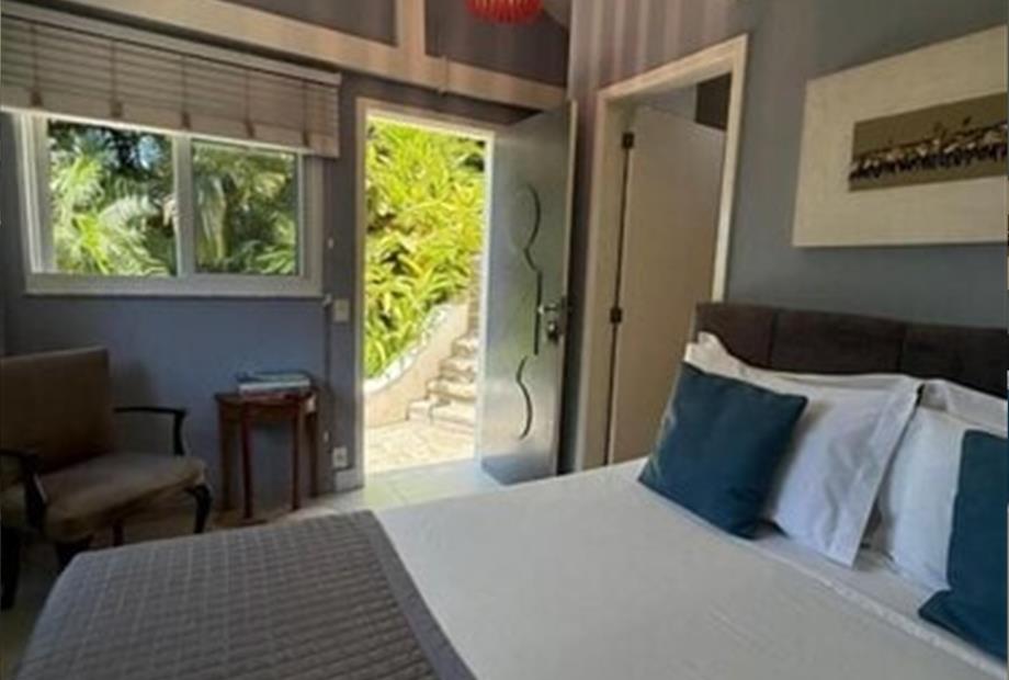 small bangalow 2.jpg