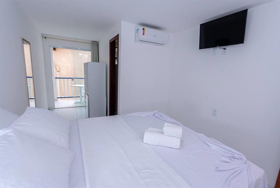 quarto duplo com varanda i (1).jpg