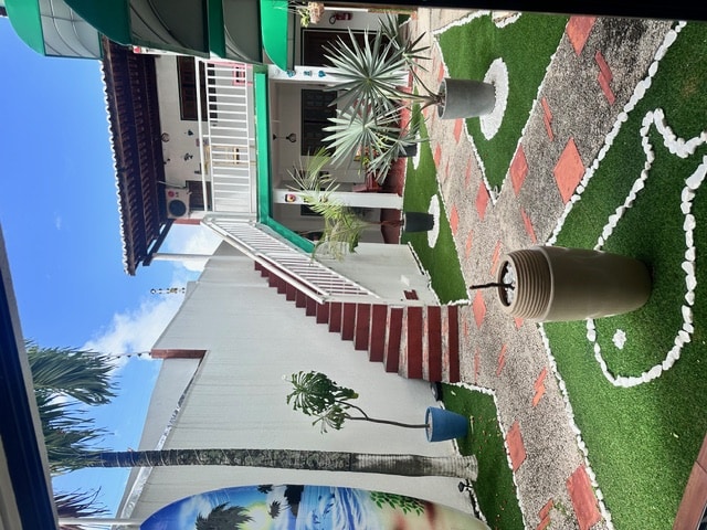 image8.jpg