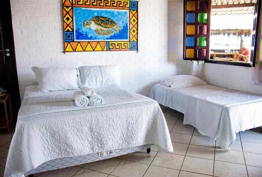 Quarto Duplo Deluxe (2 Adultos+1 Criança)-2.jpg