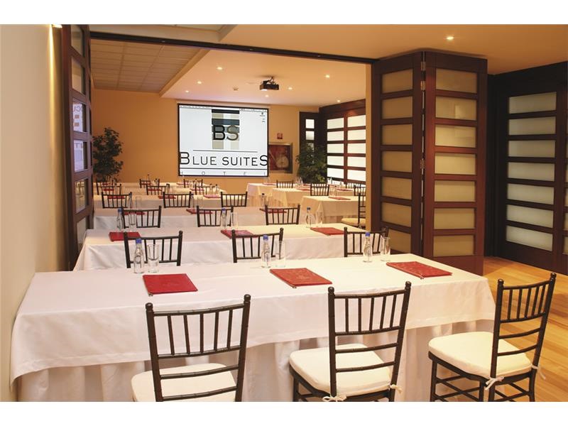 salon-blue+gold-blue-suites-bogota-colombia.jpg