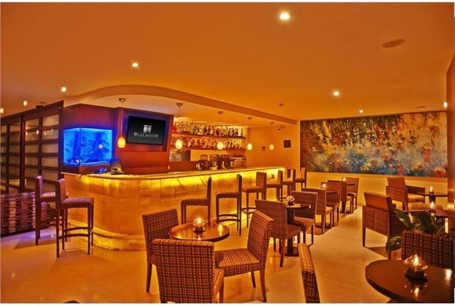 bar-hotel-blue-suites-bogota-colombia.jpg