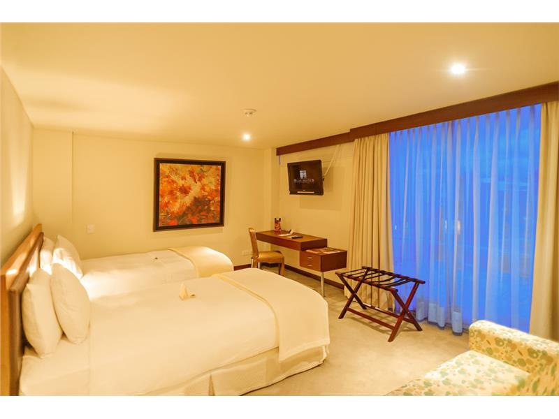 suite-junior-twin-bogota-colombia.jpg