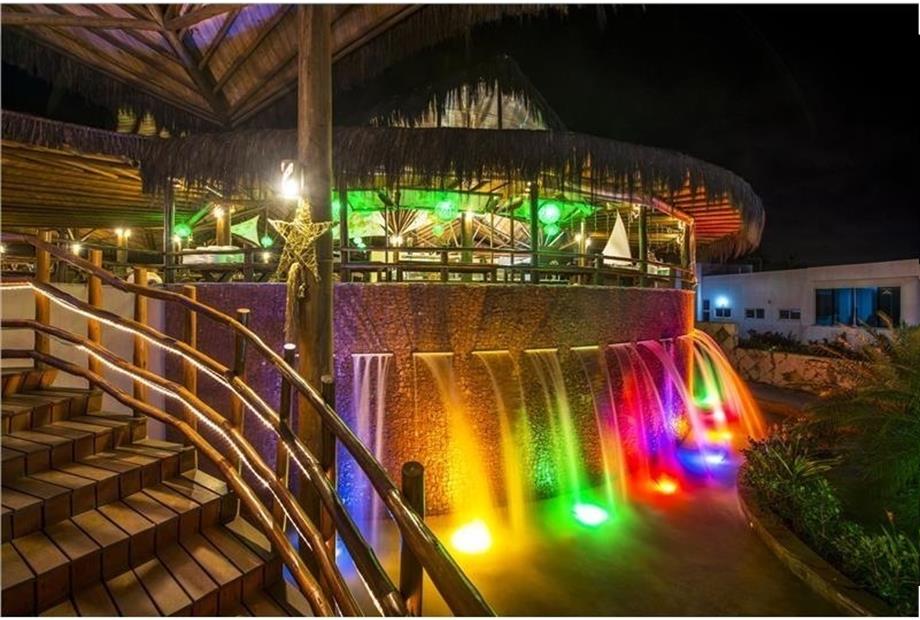 _FCH6156PraiaBonita copy.jpg