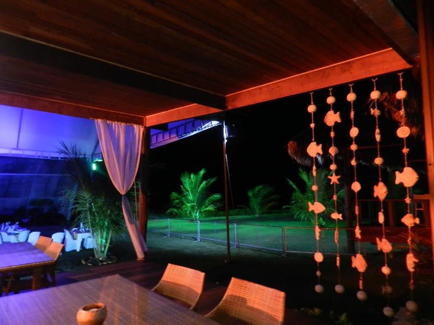 bar piscina.jpg