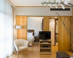 Luxo Casal - 1 Cama Casal