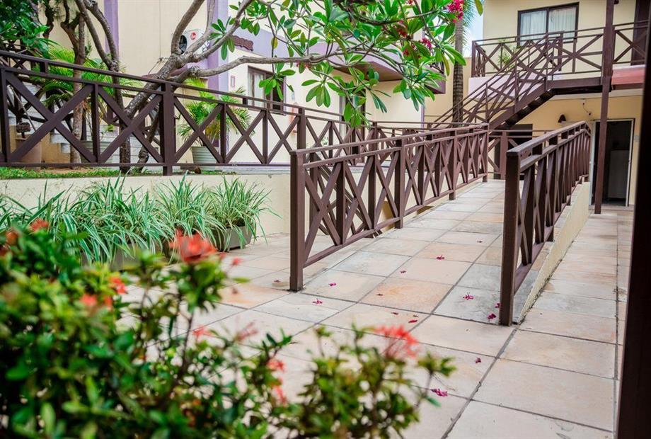 area comum 1 small.jpg