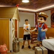 Luxo Superior Temático Lipe