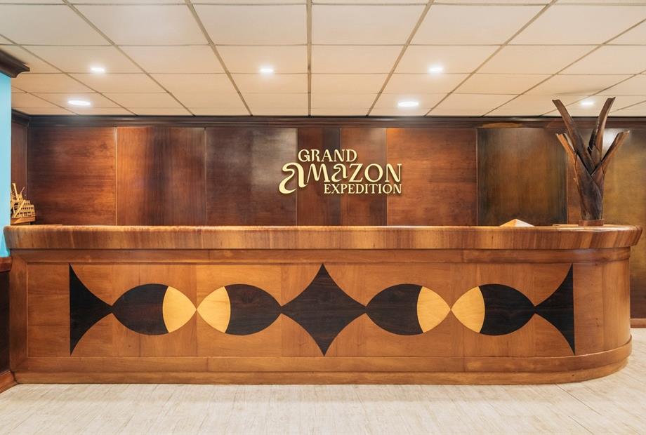 ama_hall_0013. om.jpg