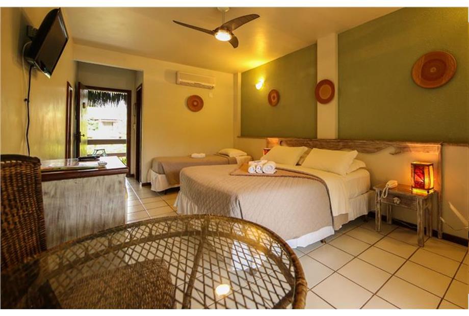 Suíte Luxo Triplo Casal