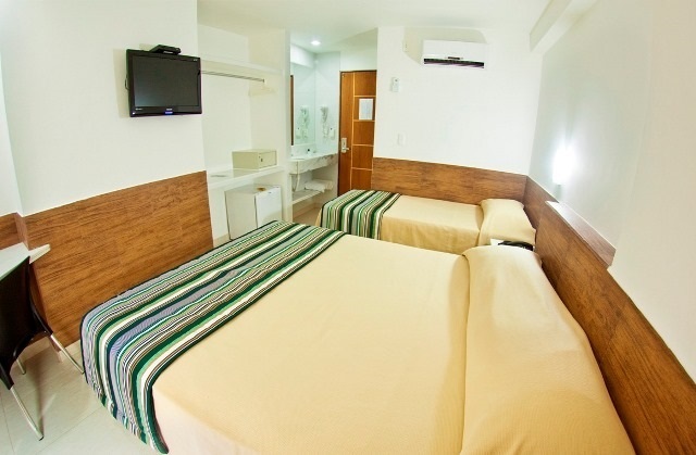 triplo hotel.jpg