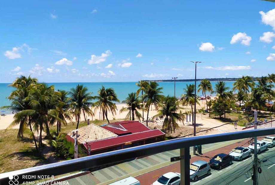 sacada frente mar.jpeg