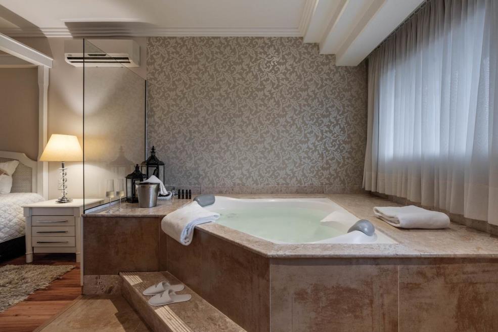 _rog8474 hotel alpestre.jpg