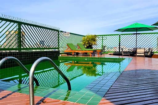 piscina5.jpeg