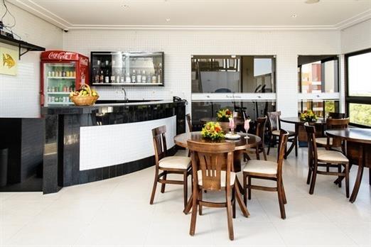 p168288801-3 (1).jpg