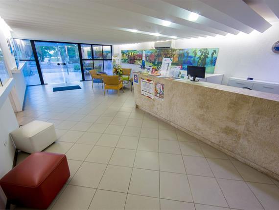 ambassador flat - recepção.jpg