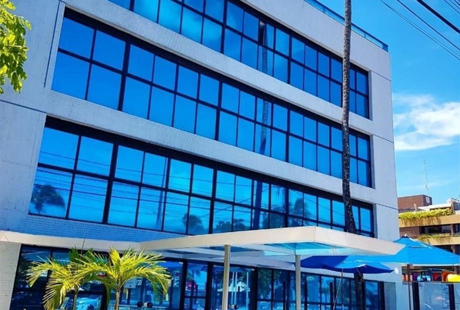 ambassador flat 3.jpg